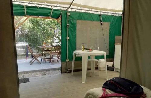 Buis-les-Baronnies House | ZEcamping 3* animé piscine animaux acceptés hammam mobil-home 21m2