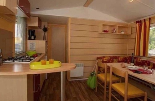 Carennac House | ZEcamping 4 étoiles animé pataugeoire dog friendly cottage TV 36m2 4 pers