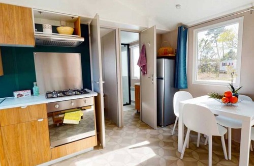 Torreilles House | ZEcamping 4 étoiles piscine 500m plage animations locatif clim 28m2