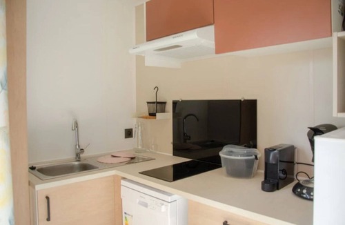 Le Grau-dʼAgde House | ZEcamping 4 étoiles locatif TV LV BBQ 21m2