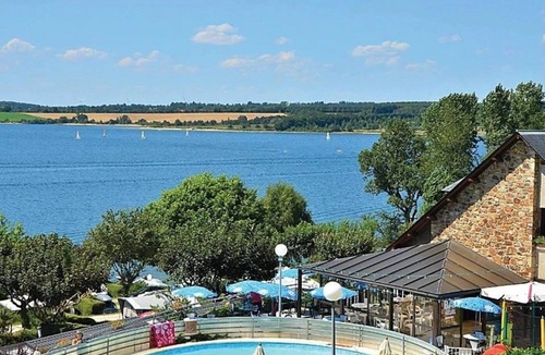 Salles-Curan House | ZEcamping 4* familial piscine chauffée mobil-home 18m2