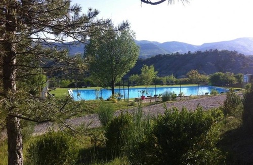 Rosans Ski Chalet | ZEcamping 4* familial piscine chauffée locatif clim 15m2