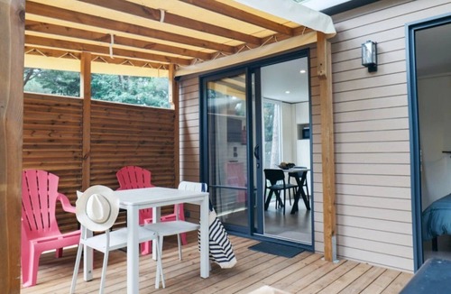 Canet-en-Roussillon House | ZEcamping 4 étoiles parc aquatique club enfant fitness tente TV LV BBQ
