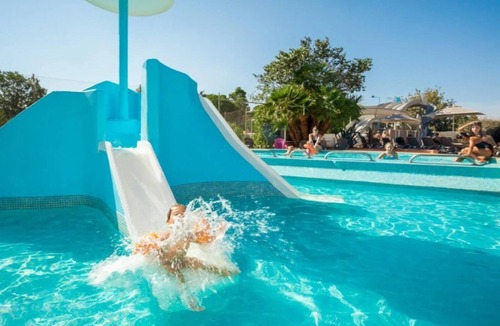 Canet-en-Roussillon House | ZEcamping 4* animé piscine chauffée fitness tente TV LV clim 33m2