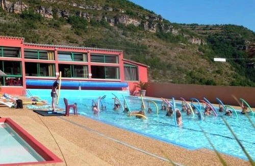 Saint-Rome-de-Tarn House | ZEcamping 4 étoiles animé piscine dog friendly locatif BBQ 16m2 4 pers