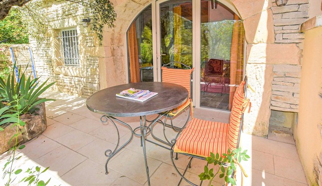1 bedroom cozy apartment in Nyons