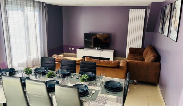 100m2 2 chambres 8 personnes - Grand parking et terrasse privée - Proche CDG-Parc expositions-Paris-Astérix-Disney