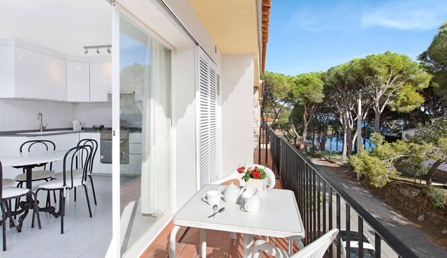 1ANC 14B - Basic 1 bedroom apartment located very close to the beach of Llafranc
