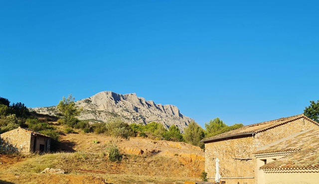 2 Bedroom Private vacation home in Beaurecueil
