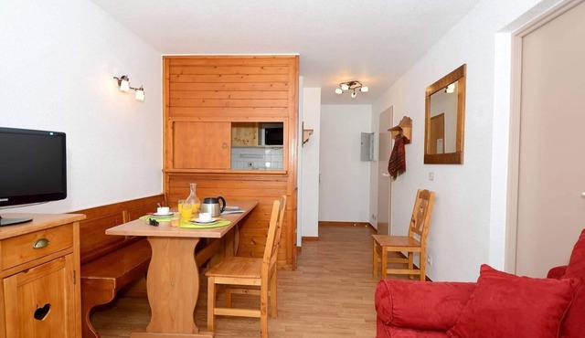 300m from resort center, terrace, balcony, tv, ski locker, 26-28m², Val d'Isère