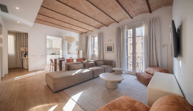 4 Bedroom Apartment Uptown Barcelona You Stylish