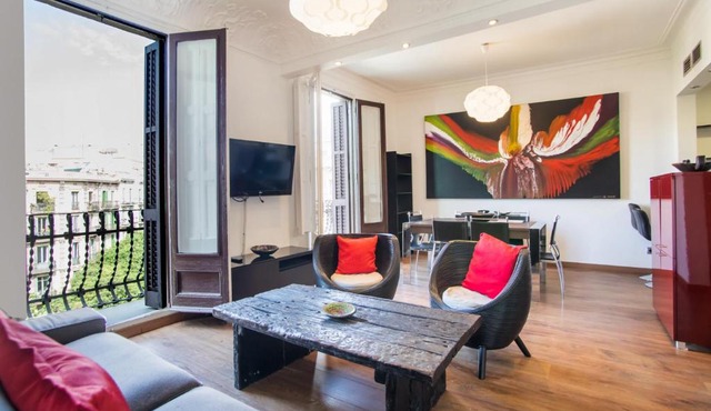 41ARI1045- Fantastic and super spacious 3bed apartment in the Center