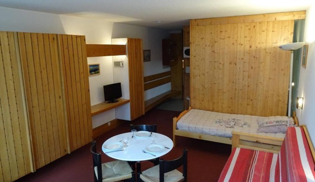 50m from resort center, 1st floor, balcony, tv, 30m², Les Arcs