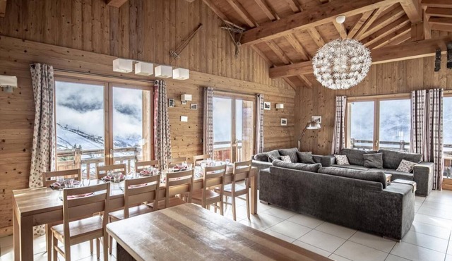 50m from shops, 2nd floor, sauna, balcony, tv, ski locker, 147m², Les Menuires