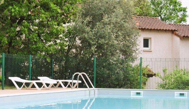 8-Guest Carayac Villa with Heated Pool