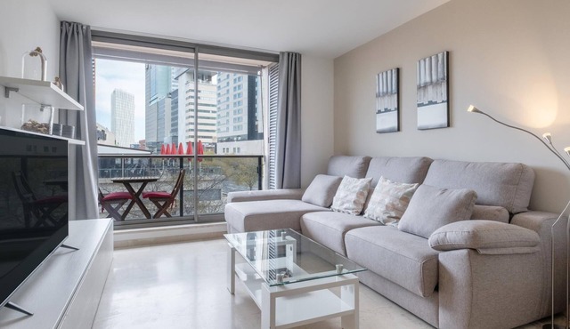 880 Beach Apartment w/Pool & Terrace IV