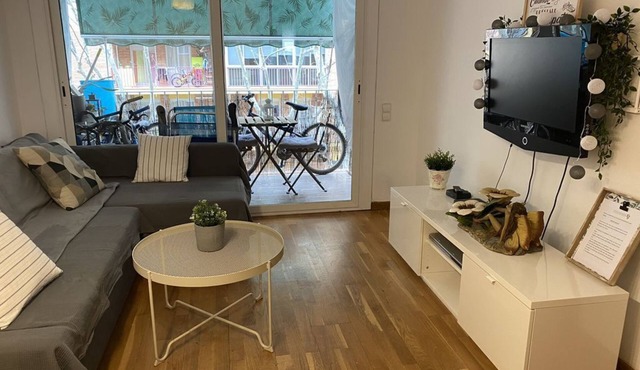 Acogedor apartamento en barrio tranquilo cerca de la playa y de Sagrada Familia