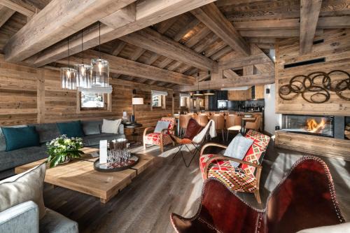 Alaska Lodge by Alpine Resorts