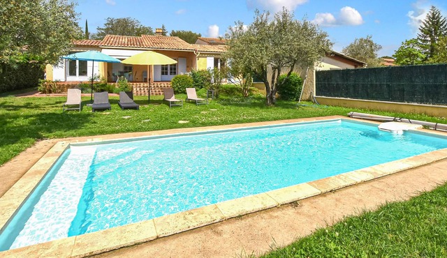 Amazing home in Vaison-la-Romaine