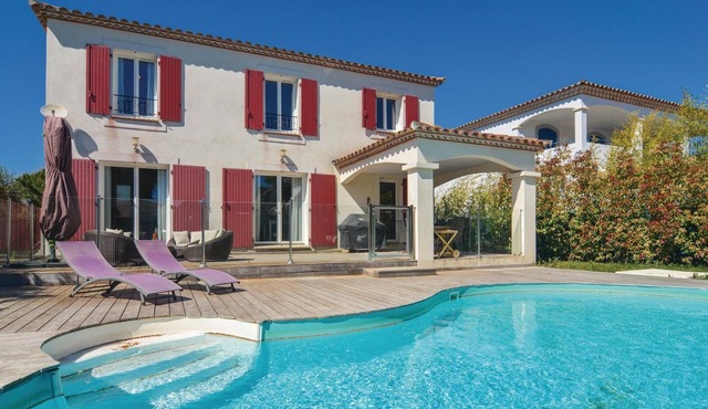 Amazing home in Aigues-Mortes