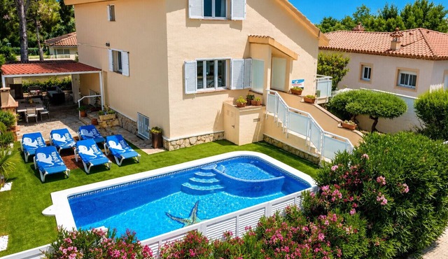 AMELIE Villa piscina privada, BBQ y Wifi gratis
