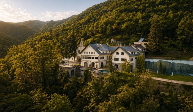 Angelats Hotel