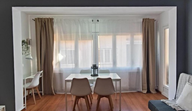 Apartamento Gran Via para 6 en el centro de Premià
