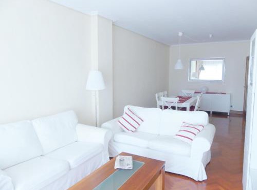 Apartamento luminoso, funcional y amplio en zona hospitalaria