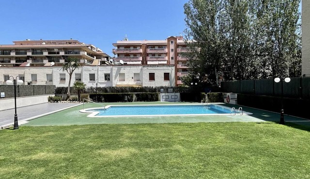 APARTBEACH CHLOE DOWNTOWN BEACH AND LARGE TERRACE