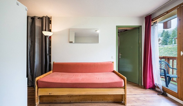 Apartment 'Bds1 37 4/5 Sleeps' with Mountain View, Balcony and Wi-Fi