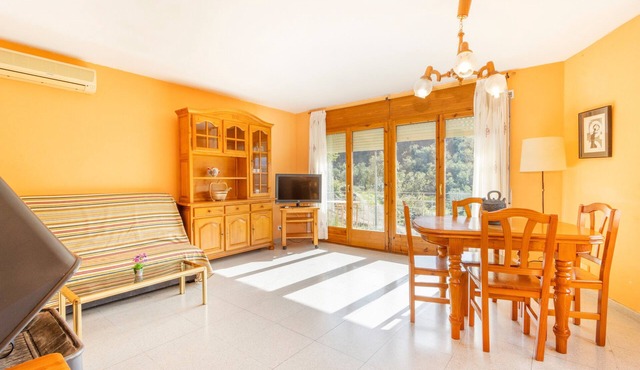 Apartment 'Casa De La Font' in Sant Martí de Barcedana with Shared Pool and Air Conditioning