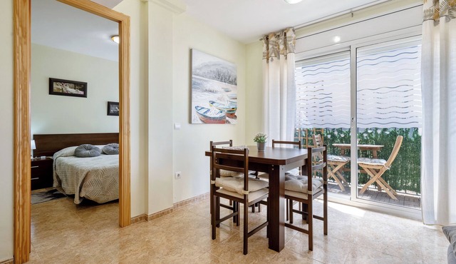 Apartment 'Faro De Mar' with Wi-Fi and Air Conditioning
