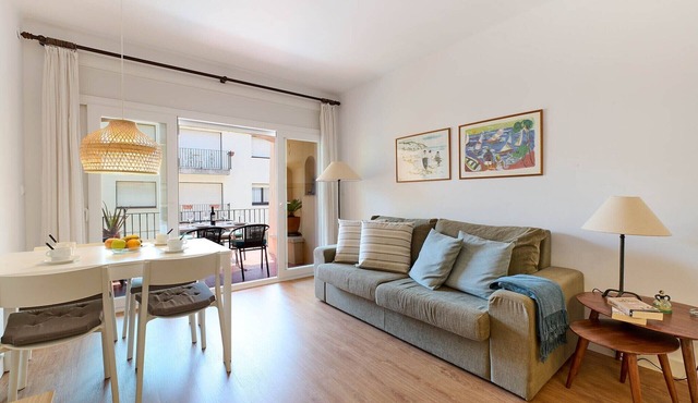 Apartment in Llafranc near Costa Brava Beach