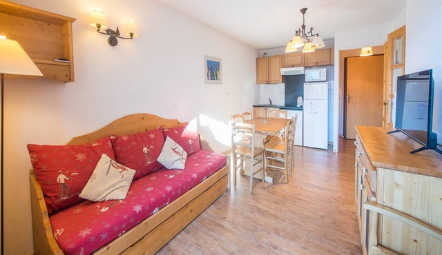 Apartment in Orcières with Ski Slope Access