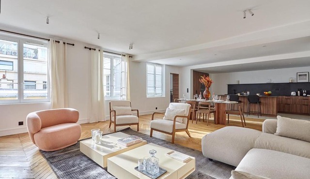 Apartment Louvre Palais Royal by Studio prestige