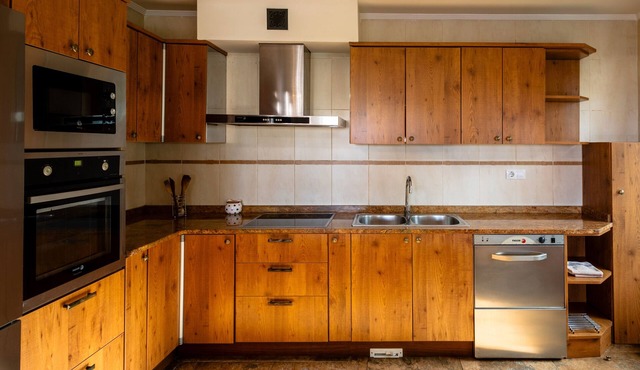 Apartment 'Twins' with Shared Garden and Wi-Fi