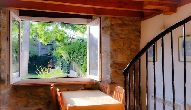 Apartment with Pool, Barbecue, and Shared Garden in Alsasua