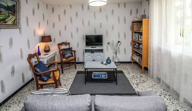 Apartment with Pool & Peaceful Setting – Gaillac