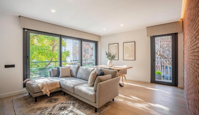 ApartsNouBcn Equador Les Corts