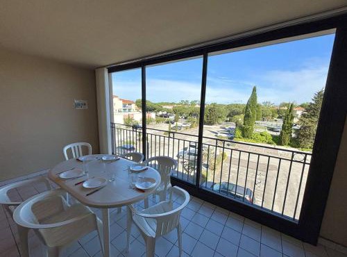 Appartement 2 pièces + cabine, 6 couchages, proche plage, parking - FR-1-388-44