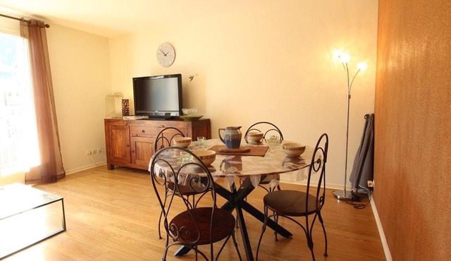 Appartement 2 pièces cabine avec balcon, parking, animaux admis, Wi-Fi - FR-1-313-195