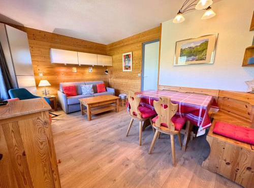Appartement 2 pièces cabine pour 5 pers, skis aux pieds, balcon sud-ouest, Reberty 2000 - FR-1-452-252