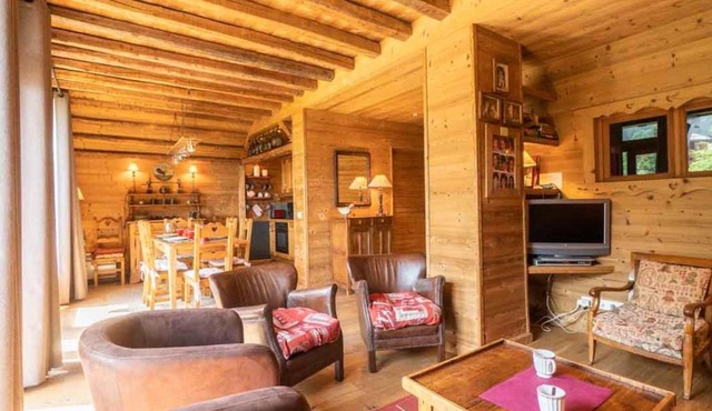 Appartement 4 pièces, 87m², 8 pers, balcon, local à skis, linge et ménage inclus - FR-1-291-859