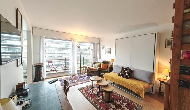 Appartement avec balcon et parking à Paris Alésia