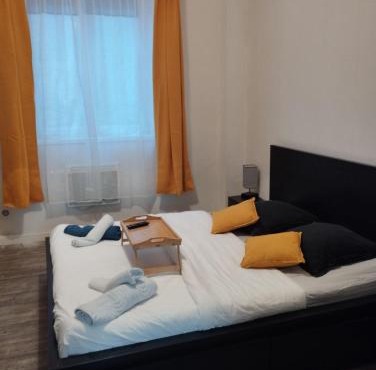 Appartement BREST avec TV dans la chambre et le salon - Internet - Entrée autonome