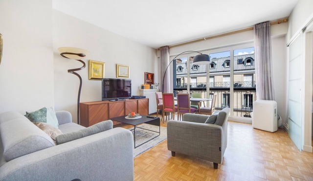Appartement Triangle D'or Paris Champs Elysées 2 Chambres 75 m2