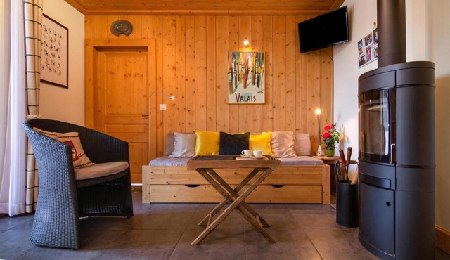Apt Arsene2 Mont Blanc view for 5 next to ski - Happy Rentals