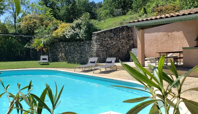 Ardèche Sud Gite Fleur d'Acacia 6 people Swimming pool 11m*5 Land 4500m2
