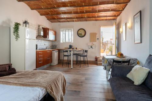 Atico con terraza 5 minutos a pie Fira Bcn, 4' metro Plza España, 15' Bcn centro