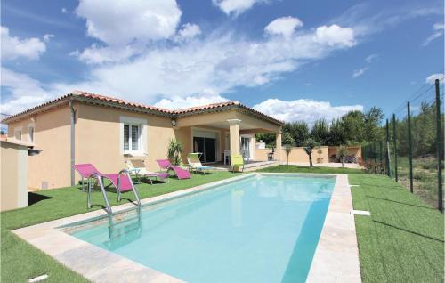 Awesome Home In Monteux